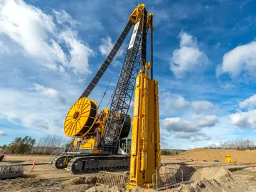 Ob Onshore- oder Offshore-Exploration, Bulk Sampling, Grubenbau oder Verwahrung – wir von Bauer Maschinen bieten Komplettlösungen an.