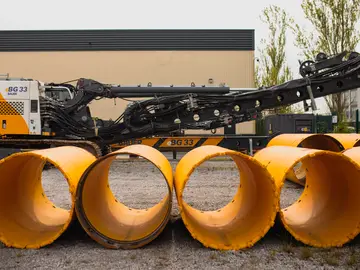 BAUER Equipment UK: Casing, augers, accessories